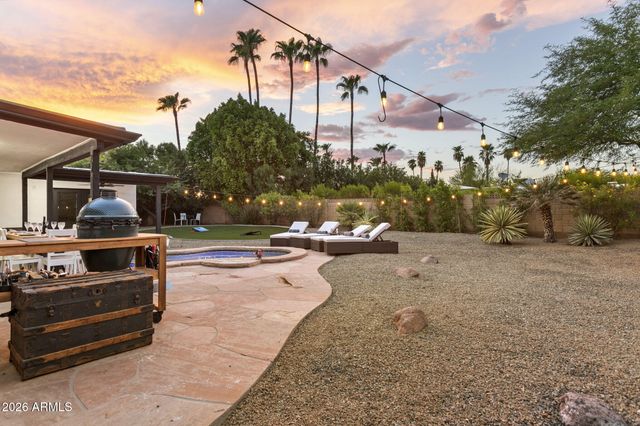 5734 E BETTY ELYSE Lane, Scottsdale, AZ 85254