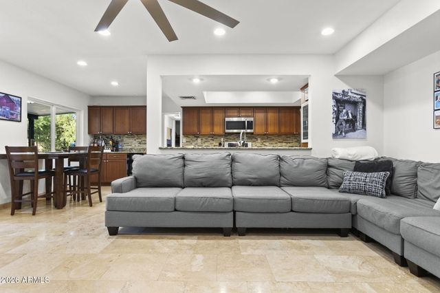 5734 E BETTY ELYSE Lane, Scottsdale, AZ 85254