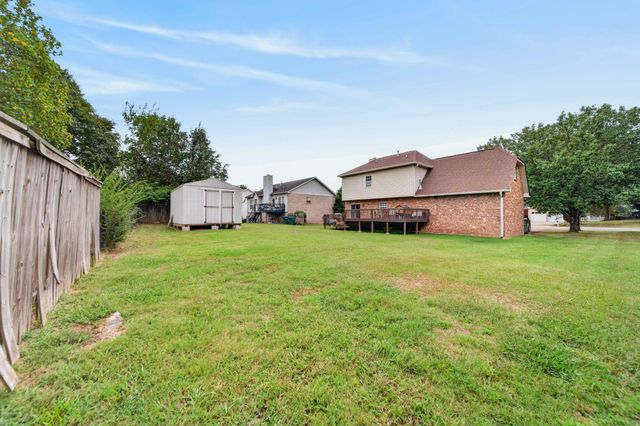 1237 Murray Ct, Lebanon, TN 37087