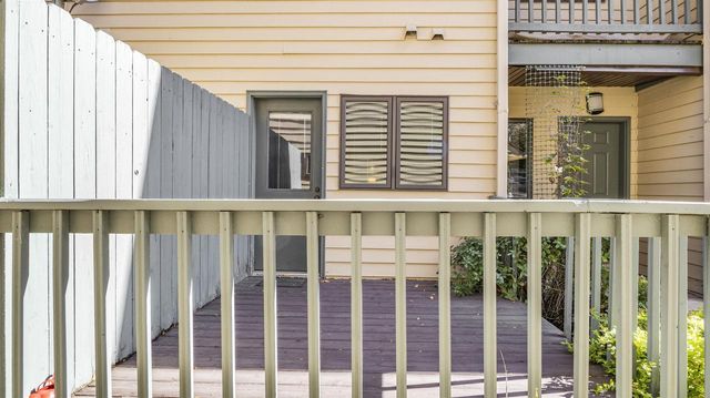 16 N Allen Street, Madison, WI 53726