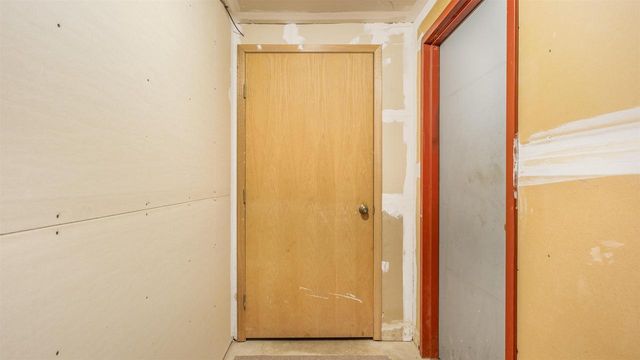 16 N Allen Street, Madison, WI 53726