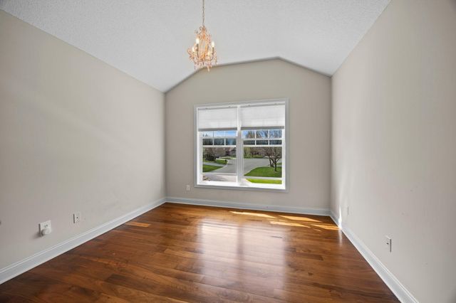 15224 Fairway Heights Road NW, Prior Lake, MN 55372