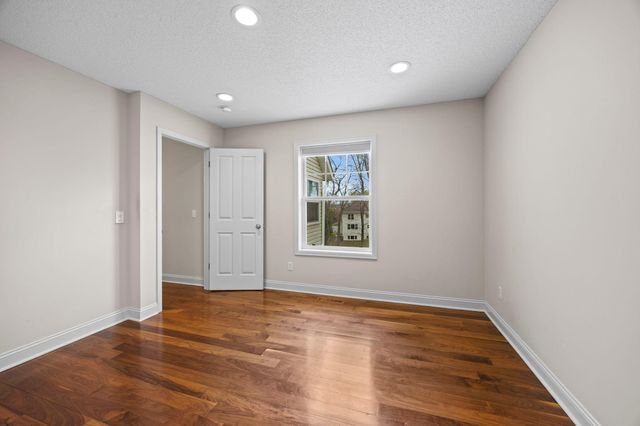 15224 Fairway Heights Road NW, Prior Lake, MN 55372