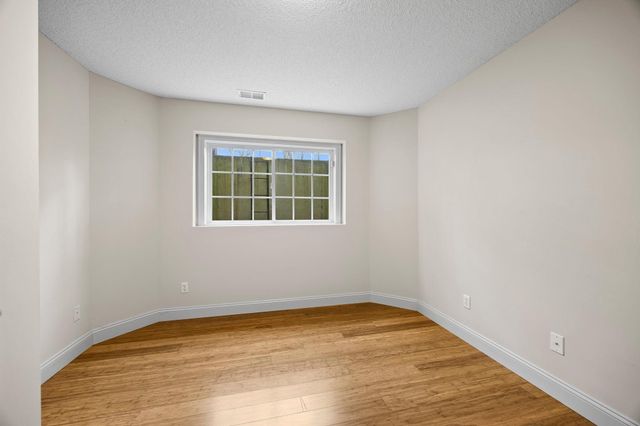 15224 Fairway Heights Road NW, Prior Lake, MN 55372