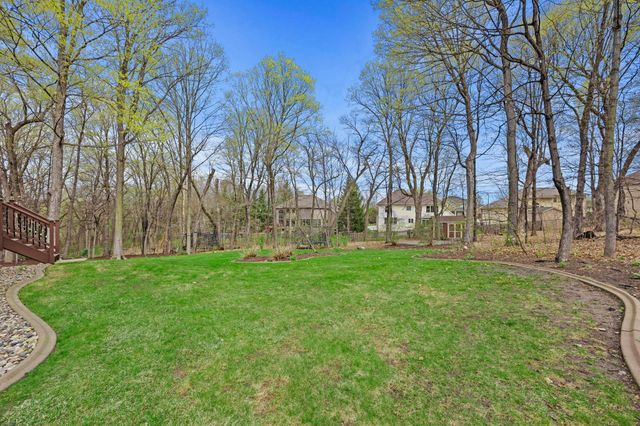 15224 Fairway Heights Road NW, Prior Lake, MN 55372