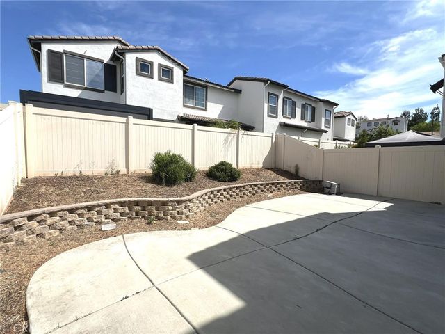 31888 Calle Luz, Temecula, CA 92592