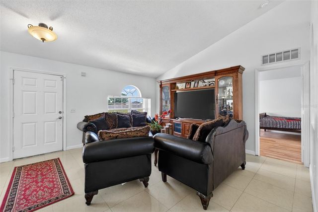 541 ADRIEL AVENUE, Winter Haven, FL 33880