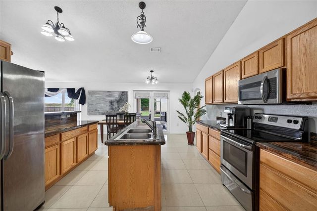 541 ADRIEL AVENUE, Winter Haven, FL 33880