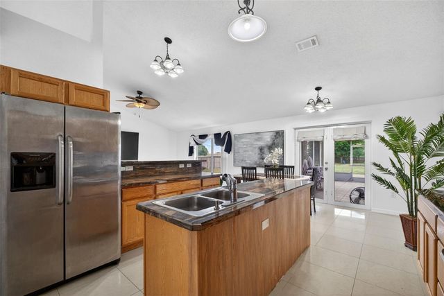 541 ADRIEL AVENUE, Winter Haven, FL 33880