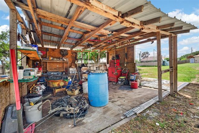 541 ADRIEL AVENUE, Winter Haven, FL 33880