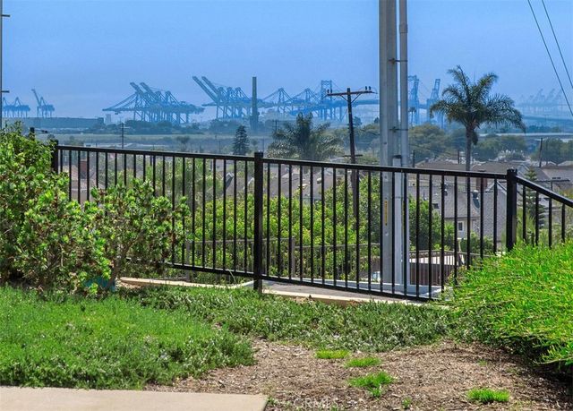 1414 Sea Lane, San Pedro, CA 90732