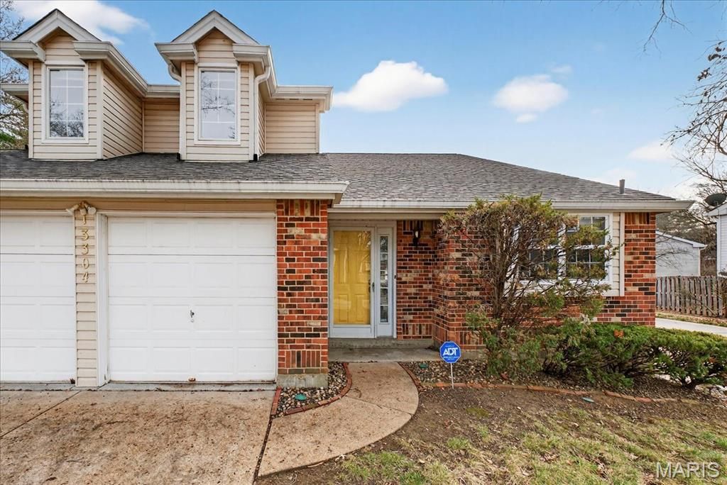 13304 Wood Chapel Drive, Chesterfield, MO 63141