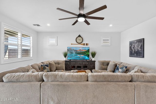 9871 S Palo Verde Drive, Apache Junction, AZ 85120