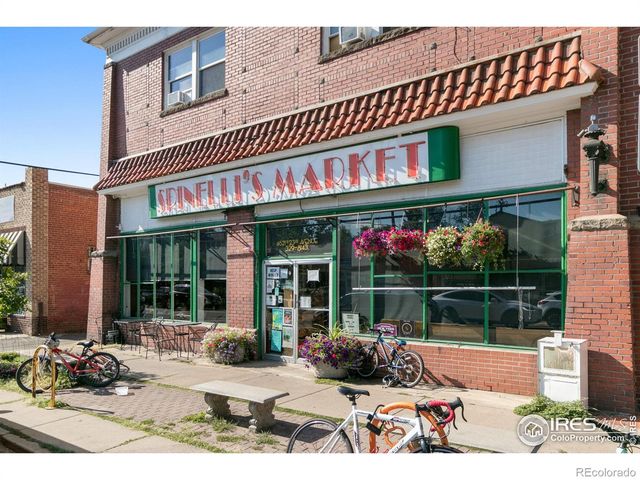 2065 Holly Street, Denver, CO 80207