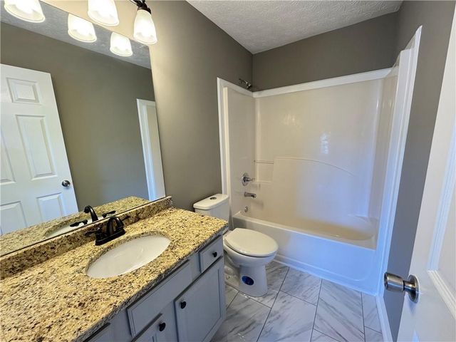 1207 Penhurst Way, Lawrenceville, GA 30043