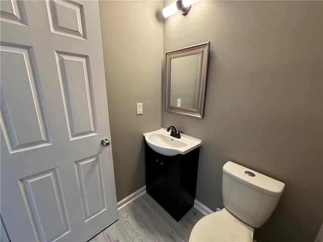 1207 Penhurst Way, Lawrenceville, GA 30043