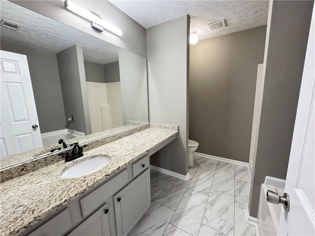 1207 Penhurst Way, Lawrenceville, GA 30043