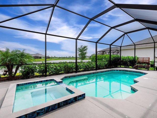 10019 DEGAS TERRACE, Bradenton, FL 34212
