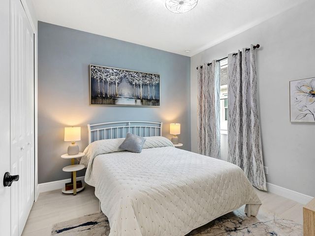 10019 DEGAS TERRACE, Bradenton, FL 34212