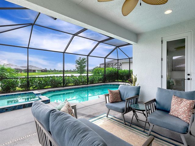 10019 DEGAS TERRACE, Bradenton, FL 34212