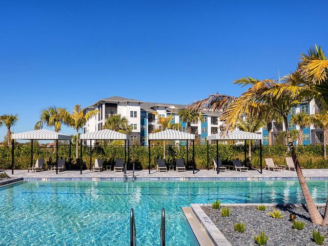 10019 DEGAS TERRACE, Bradenton, FL 34212