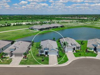 10019 DEGAS TERRACE, Bradenton, FL 34212