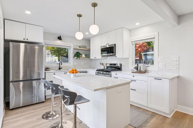 5853 Sheridan Avenue S, Minneapolis, MN 55410