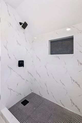 5853 Sheridan Avenue S, Minneapolis, MN 55410