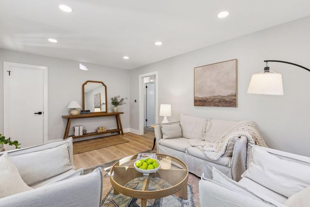 5853 Sheridan Avenue S, Minneapolis, MN 55410