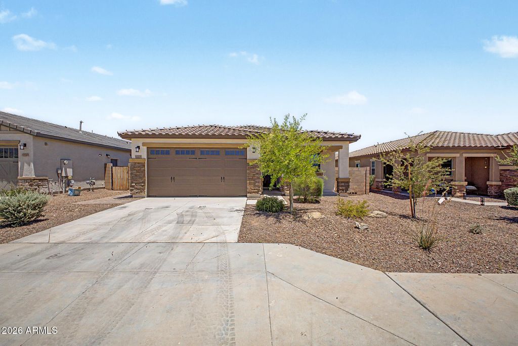 8329 N 173RD Lane, Waddell, AZ 85355