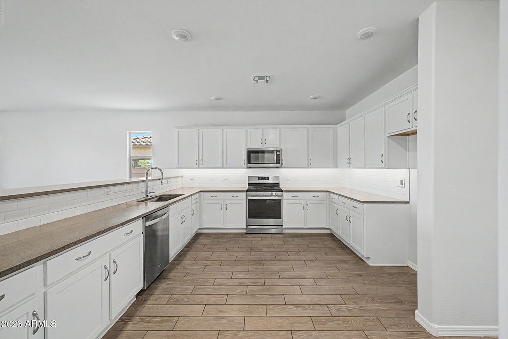 8329 N 173RD Lane, Waddell, AZ 85355 — photo 3