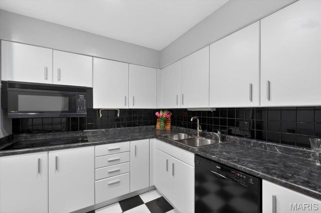 578 Sarah Lane 101, St Louis, MO 63141