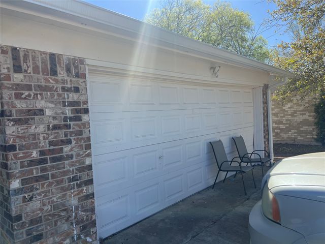 6036 Harrison Way, Watauga, TX 76148