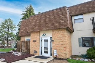 12765 Hampton AVENUE #207, Butler, WI 53007