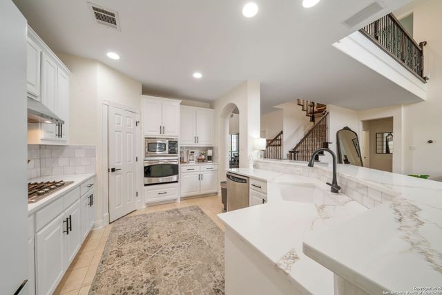 17707 Maui Sands, San Antonio, TX 78255
