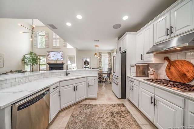 17707 Maui Sands, San Antonio, TX 78255