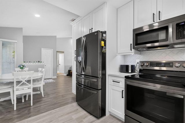 5108 Arbor Glen Circle, Lake Worth, FL 33463