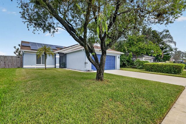 5108 Arbor Glen Circle, Lake Worth, FL 33463