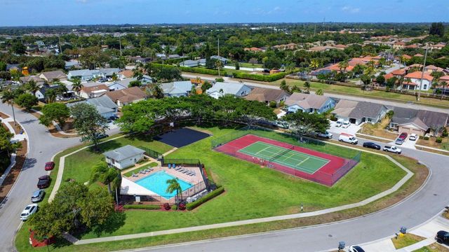 5108 Arbor Glen Circle, Lake Worth, FL 33463