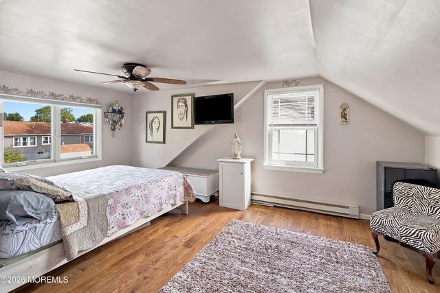 15 Washington Avenue, Leonardo, NJ 07737