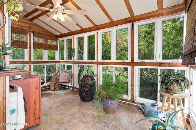 15 Washington Avenue, Leonardo, NJ 07737