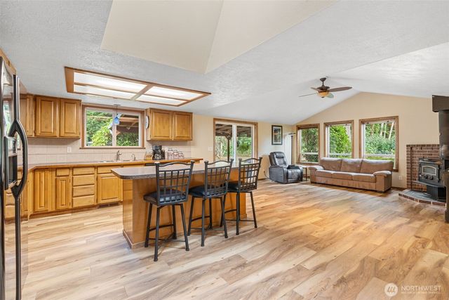 9734 65th Lane SE, Olympia, WA 98513