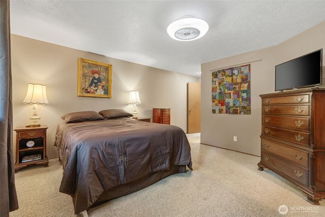 9734 65th Lane SE, Olympia, WA 98513