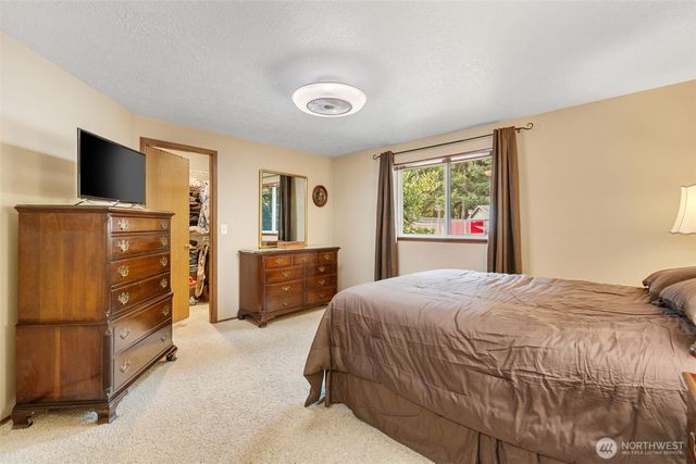 9734 65th Lane SE, Olympia, WA 98513