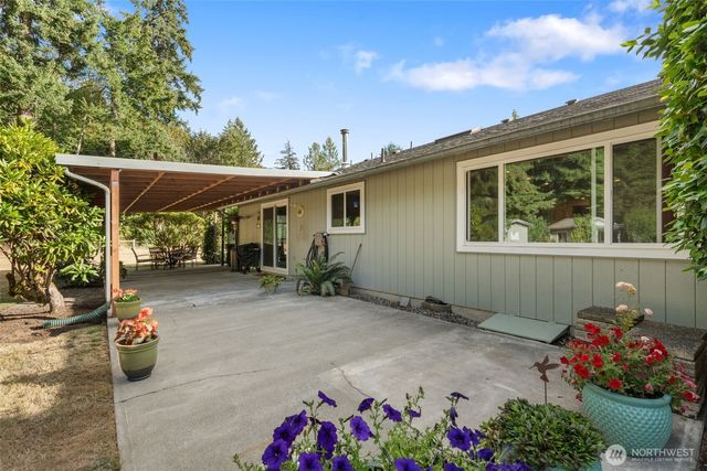 9734 65th Lane SE, Olympia, WA 98513