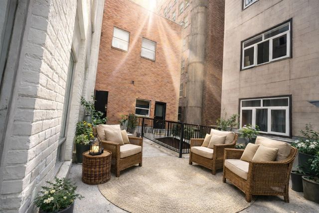 705 Main Street 311, Houston, TX 77002