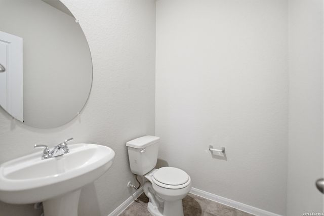 420 IVY RD, Seguin, TX 78155