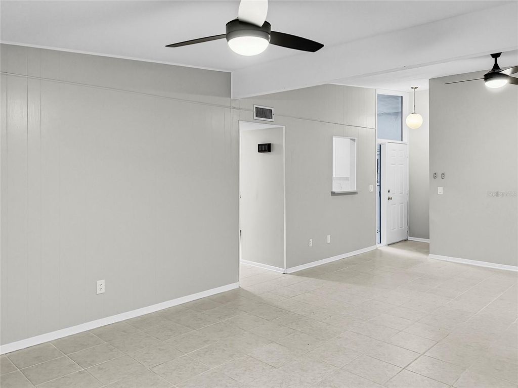 Image 13 of property listing at 5715/5711 GALLATIN LANE, North Port, FL 34287