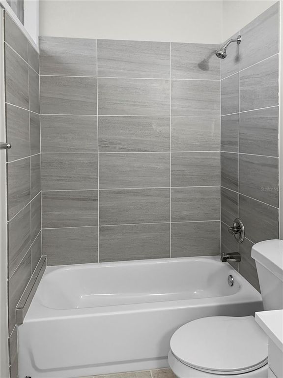 Image 26 of property listing at 5715/5711 GALLATIN LANE, North Port, FL 34287