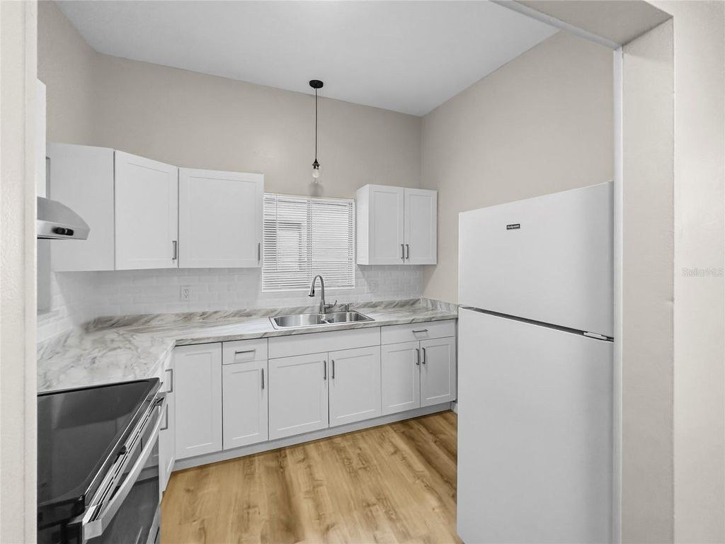 Image 4 of property listing at 5715/5711 GALLATIN LANE, North Port, FL 34287